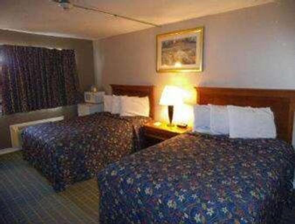 Days Inn By Wyndham West Branch Iowa City Area Eksteriør bilde